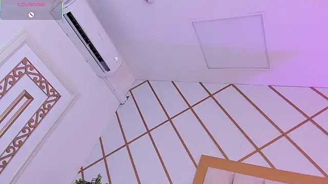 Czat XXX na żywo – ZaraVesari