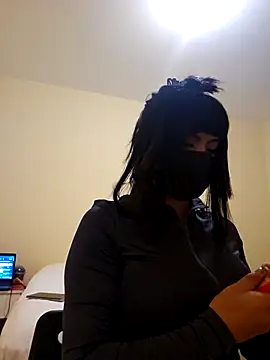 Latin_summer's Live XXX Chat