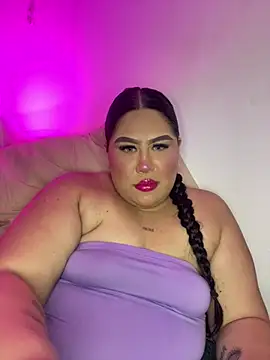 Chat XXX en directo de Mia_Carters