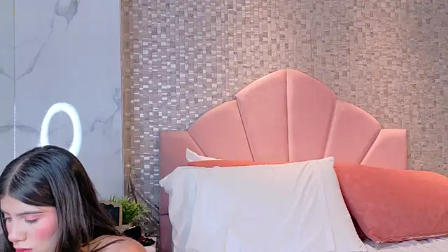 BellaConti1 Chat XXX live