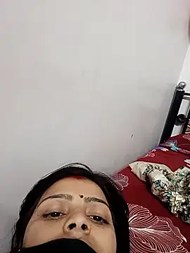 Pokazy przed kamerką – Daya_Chheda