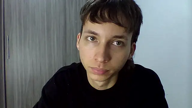 spacehumanz Adlı Modelin Canlı XXX Sohbeti