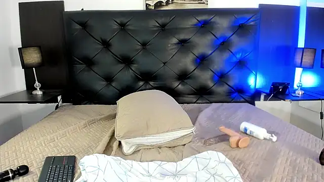 Kymy_marquez Adlı Modelin Canlı XXX Sohbeti