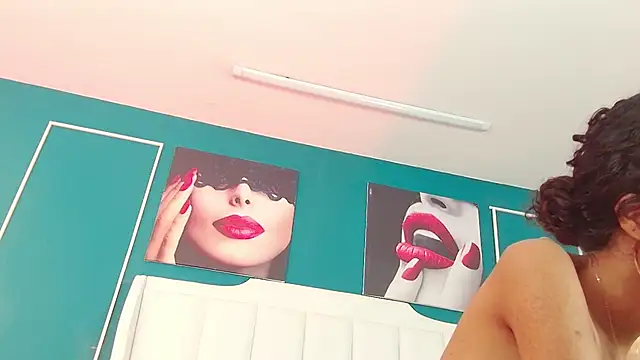 AraLewis 网络视讯表演