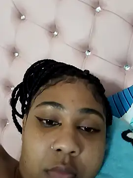 MORALAREAL's Webcam Show