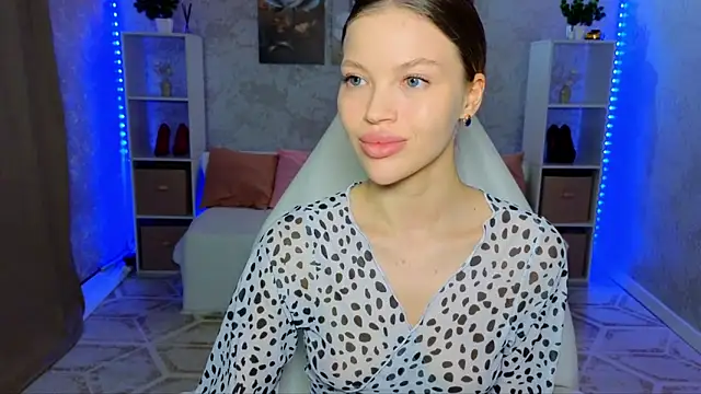 EmmyMills 现场XXX聊天