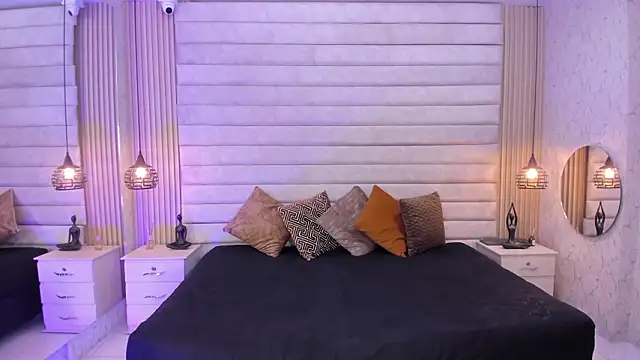 VictoriaaBlair 现场XXX聊天