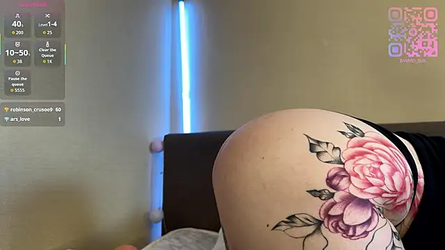 MidnightSophia 在線直播表演