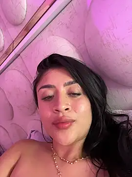 دردشة lucianaroy الجنسية المباشرة