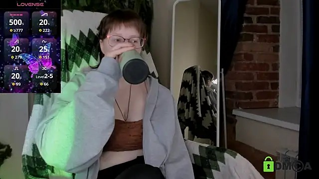 Melissa_Wells élő XXX-chatje