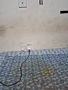 Akni_ Show in webcam