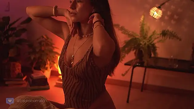 ColouristicのライブXXXチャット