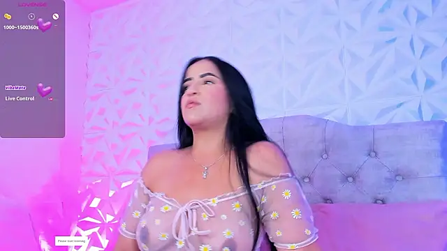 Czat XXX na żywo – Miss_Ivy4