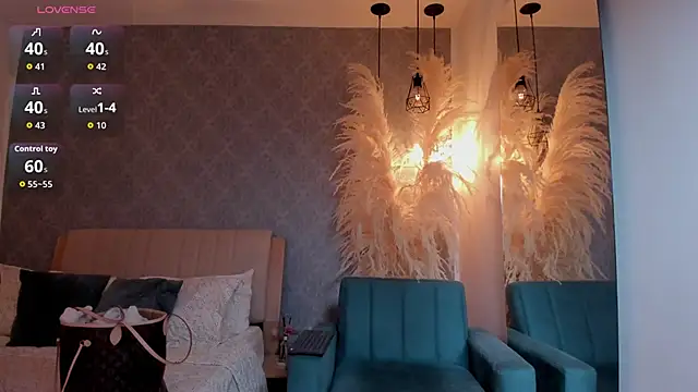 Lucia_Brown_'s Live XXX Chat