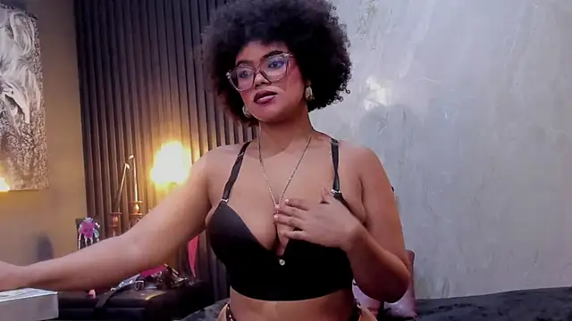 AlliceJelany's Live XXX Chat