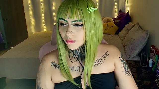 Chat +18 de maliciaXpoison ao vivo