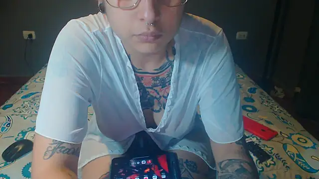 Chat XXX en directo de Tattoodreams_lucy