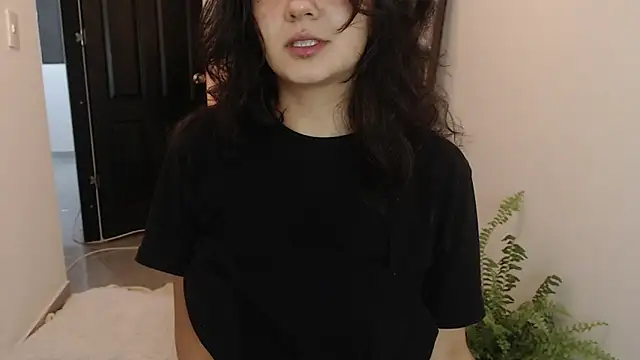 Asaray_T Live XXX Chat