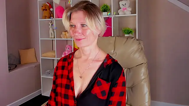 Chat +18 de Julie_Lucas ao vivo