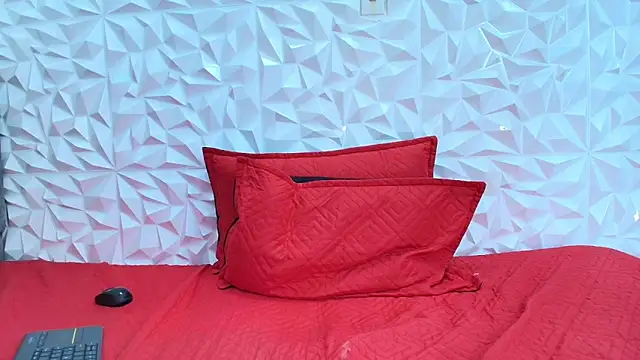 Chat +18 de SOPHIA_ZC ao vivo