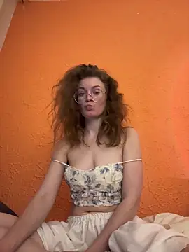 Chat +18 de Hii_Adel ao vivo