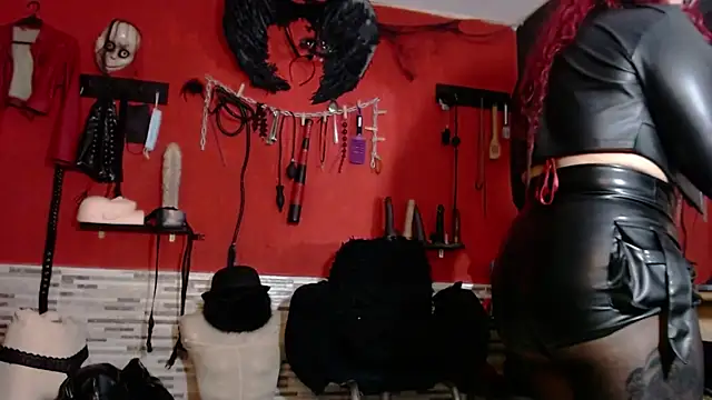 Chat XXX en directo de Miss_Mirandaa