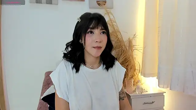 emma_woods_ 即時 XXX 聊天