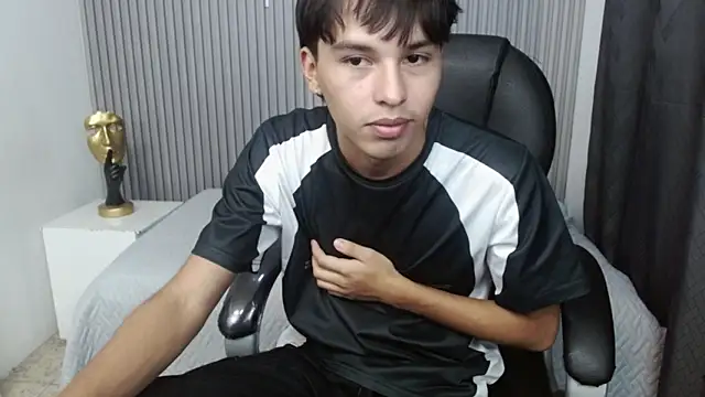 StiwenTwink Live XXX-Chat