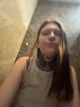 FionaMurr's Live Chat Room