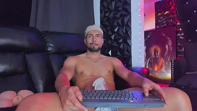 bastian_bigcock Live XXX-Chat