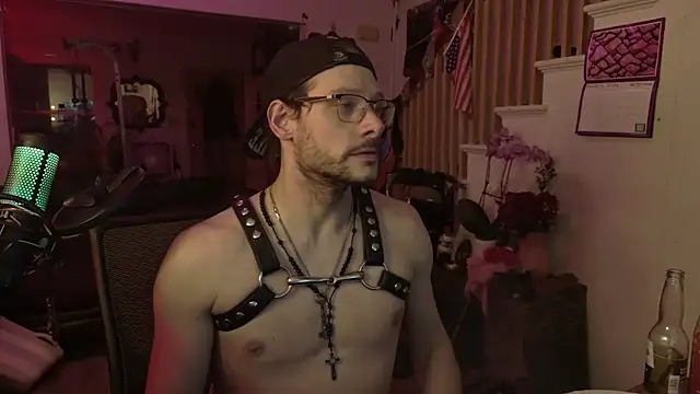 Pokazy przed kamerką – MasterDaddyCool