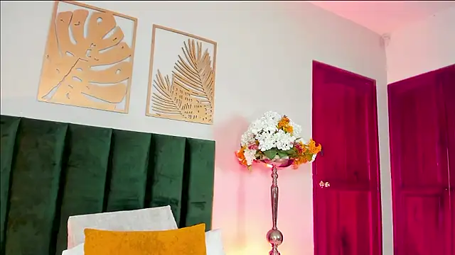 AndraCyruss: онлайн-секс-чат