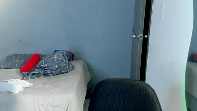 Czat XXX na żywo – Kris_Khalifa69