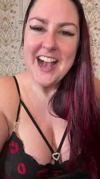 Lacey-BBW লাইভ XXX চ্যাট