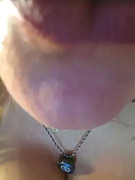 Pauletteph Adlı Modelin Canlı XXX Sohbeti