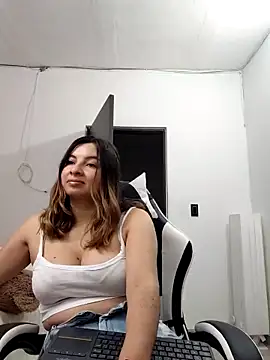 Chat XXX Live __Emma__11__Lecat_