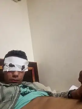 77zb77 Adlı Modelin Web Kamerası Şovu