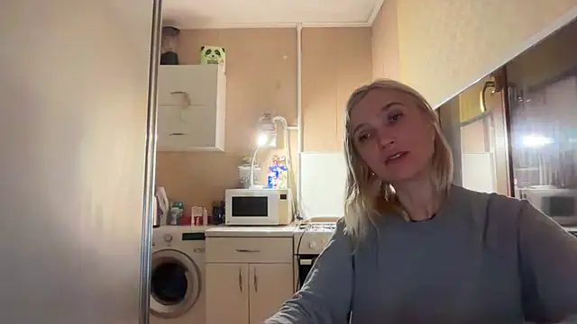 AngelJeni's Live XXX Chat