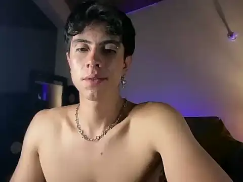 Pokazy przed kamerką – Stolas_ying