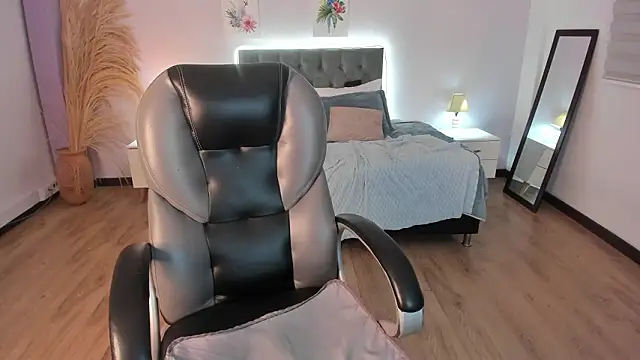 Živý XXX chat Maddie_fox__