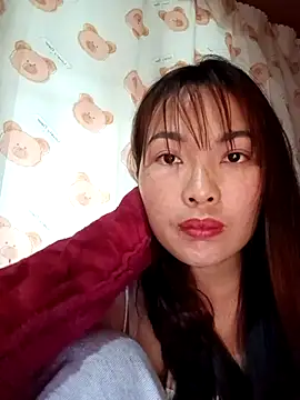 Milik-1022's Live XXX Chat