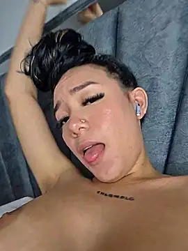 alaia_princess 在線直播表演