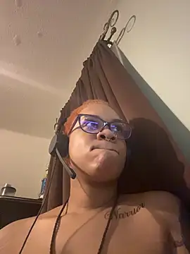 nickytheehawtie's Live XXX Chat