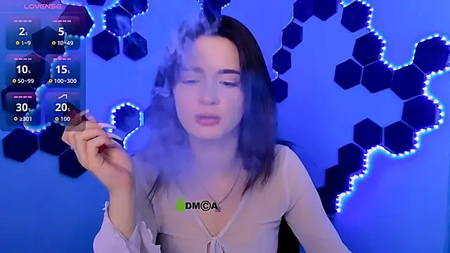 liana_kisses 现场XXX聊天