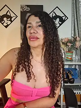 Lina_444 – Live XXX-chat