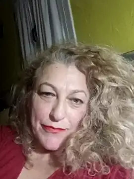 Pokazy przed kamerką – Luccia56