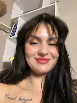 MilaaSweety – Live XXX-chat