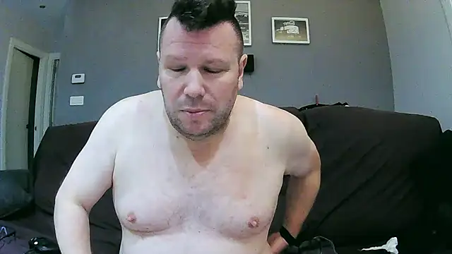 txan9876's Live XXX Chat