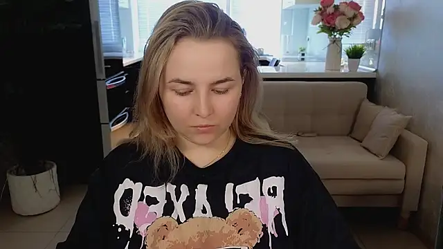 Mira_Mermayd Live XXX-Chat