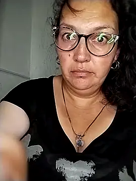 Pokazy przed kamerką – _Saraqueen